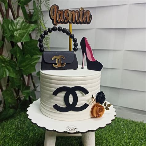 bolos da chanel